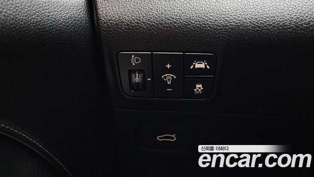 Kia K5 2023 — photo 27