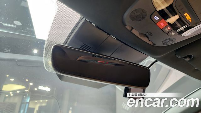 Kia K5 2023 — photo 31