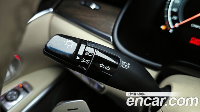 Kia K9 2021 — photo 29