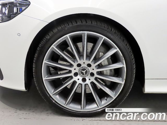 Mercedes-Benz E-Class 2021 — photo 5