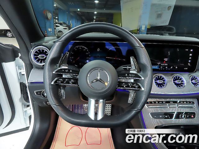 Mercedes-Benz E-Class 2021 — photo 9