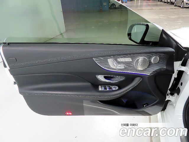 Mercedes-Benz E-Class 2021 — photo 14