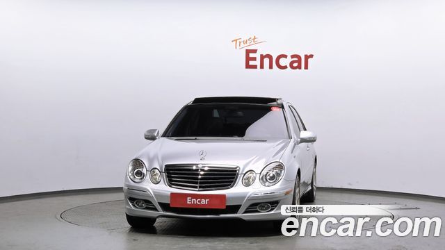 Mercedes-Benz E-Class 2008 — photo 3