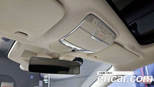 Mercedes-Benz S-Class 2018 — photo 22