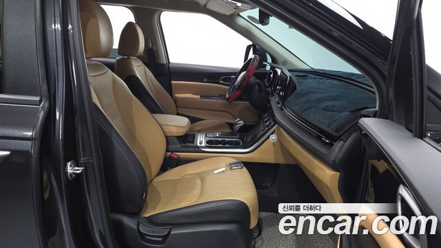 Kia Canival 2023 — photo 13