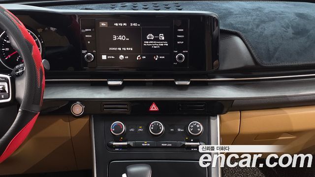 Kia Canival 2023 — photo 20
