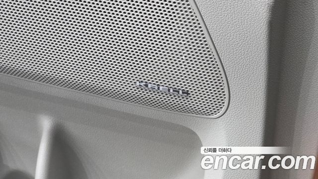 Kia Canival 2019 — photo 16