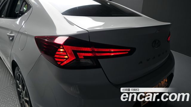 Hyundai AVANTE 2019 — photo 9