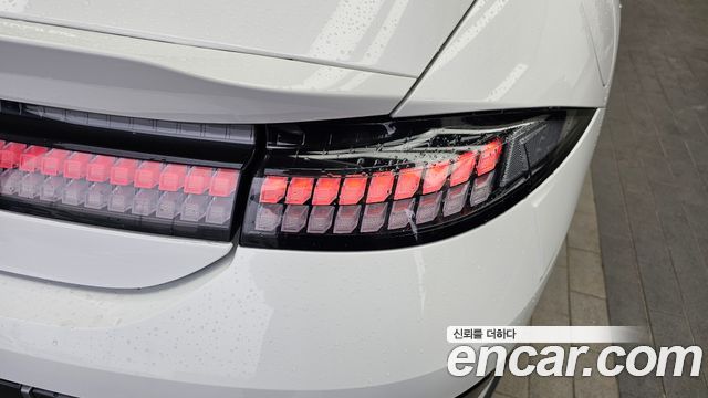 Hyundai Ioniq6 2023 — photo 9