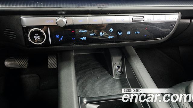 Hyundai Ioniq6 2023 — photo 30