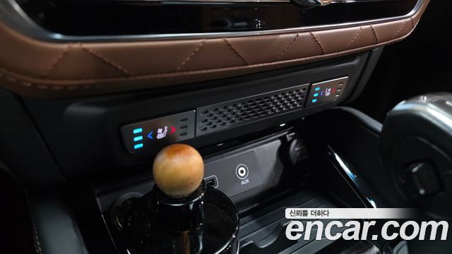 KG Mobility Rexton 2018 — photo 18