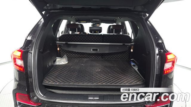 KG Mobility Rexton 2018 — photo 20