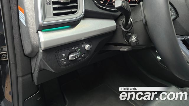 Audi Q5 2020 — photo 21