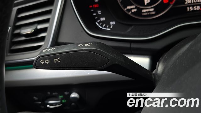 Audi Q5 2020 — photo 29