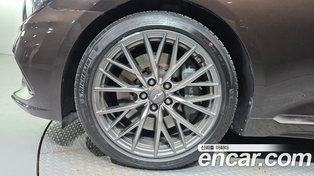 Genesis G80 2018 — photo 5