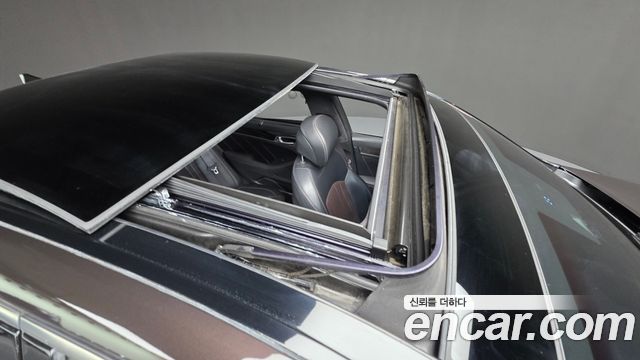 Genesis G80 2018 — photo 12