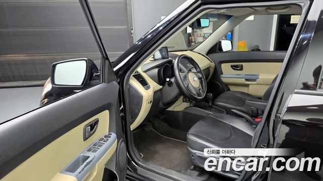 Kia Soul 2009 — photo 10
