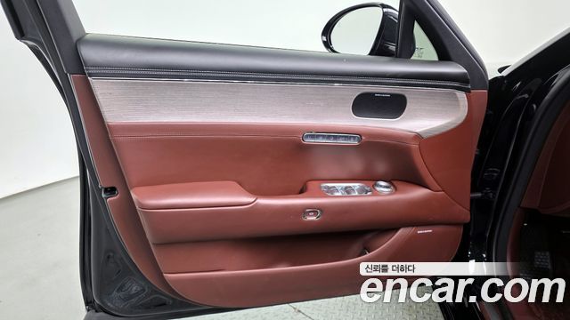 Genesis G90 2022 — photo 14