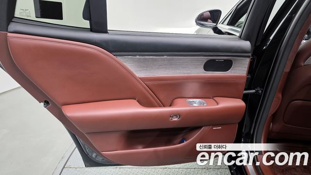 Genesis G90 2022 — photo 15