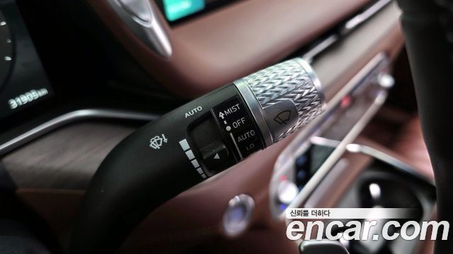 Genesis G90 2022 — photo 29