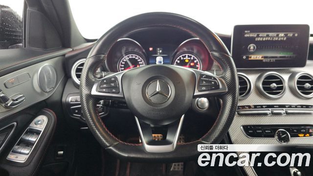 Mercedes-Benz C-Class 2018 — photo 12