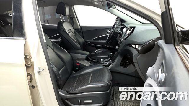 Hyundai Santafe 2014 — photo 11