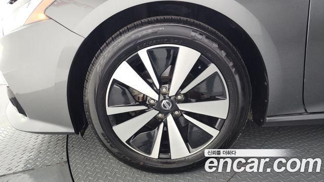 Nissan Altima 2019 — photo 5