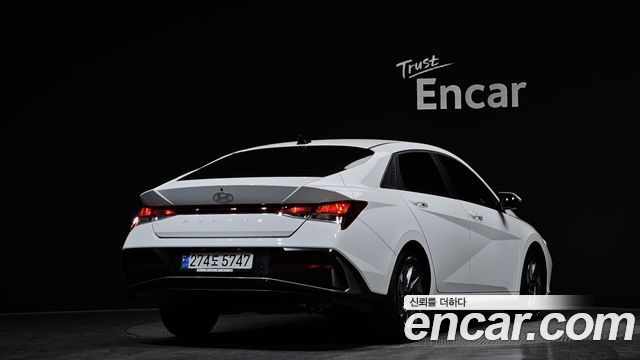 Hyundai AVANTE 2025 — photo 2