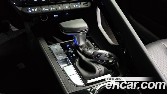 Hyundai AVANTE 2025 — photo 9