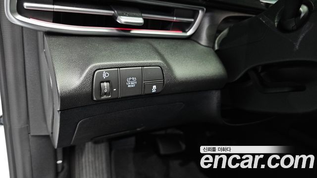 Hyundai AVANTE 2025 — photo 14