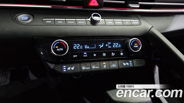 Hyundai AVANTE 2025 — photo 19
