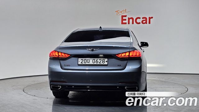 Genesis G80 2017 — photo 4