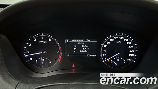 Genesis G80 2017 — photo 8
