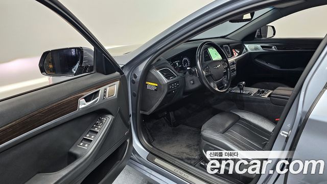 Genesis G80 2017 — photo 10