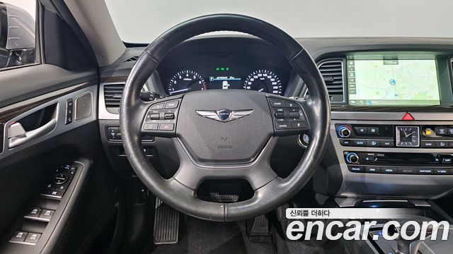 Genesis G80 2017 — photo 13