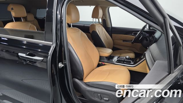 Kia Canival 2021 — photo 12