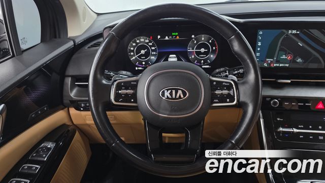 Kia Canival 2021 — photo 14
