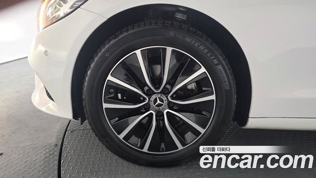 Mercedes-Benz C-Class 2020 — photo 5
