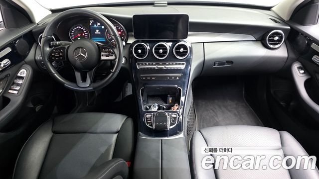 Mercedes-Benz C-Class 2020 — photo 10