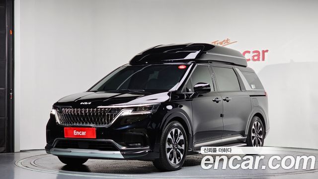 Kia Canival 2023 — photo 1