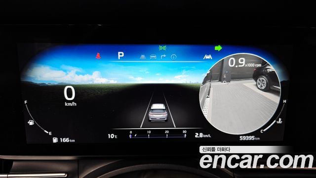 Kia Canival 2023 — photo 11