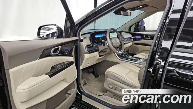 Kia Canival 2023 — photo 13