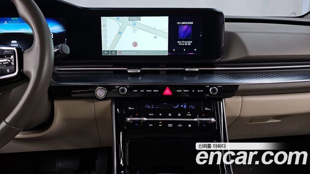 Kia Canival 2023 — photo 20