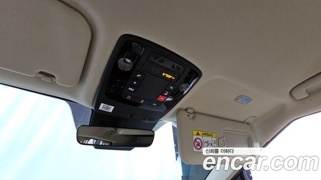 Kia Canival 2023 — photo 23