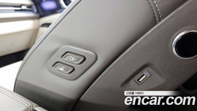 Kia Canival 2023 — photo 29