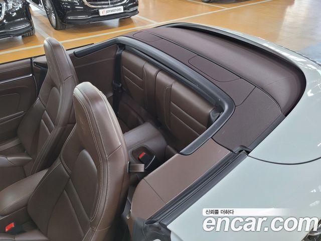 Porsche 911 2020 — photo 11