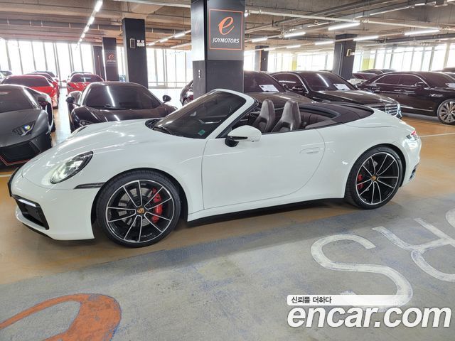 Porsche 911 2020 — photo 19