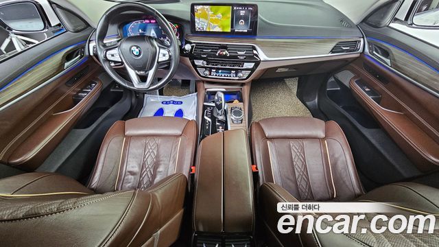 BMW Gran Turismo 2021 — photo 7
