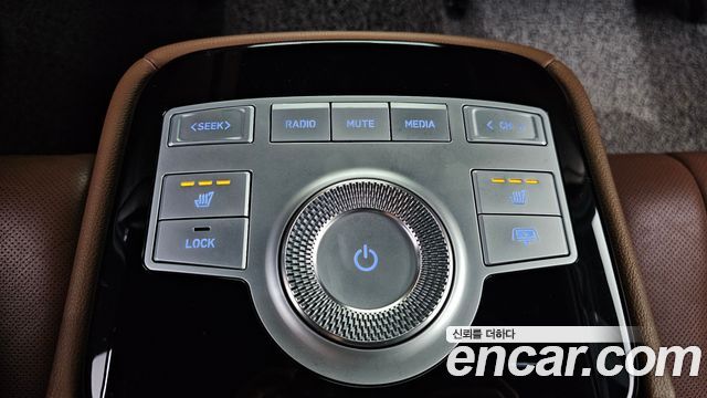 Genesis G80 2021 — photo 19