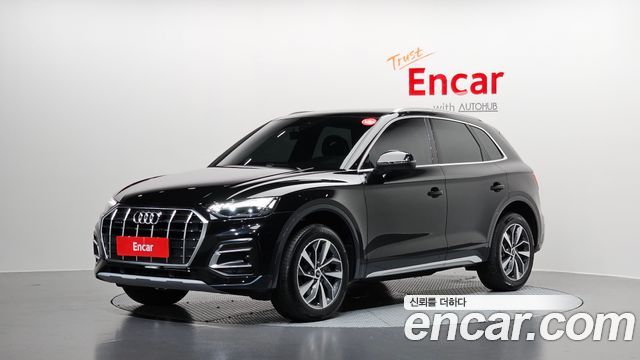 Audi Q5 2023 — photo 1